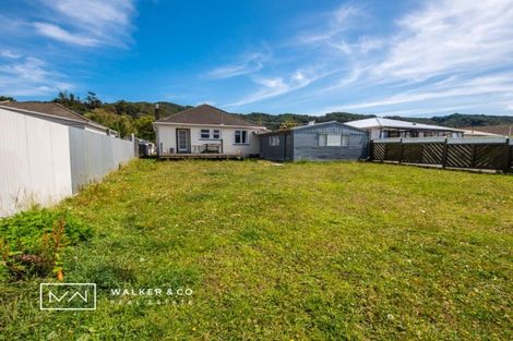 Photo of property in 14 Totara Street, Wainuiomata, Lower Hutt, 5014