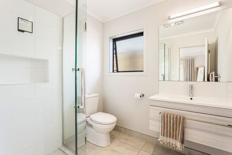 Photo of property in 7 Tilly Lane, Huapai, Kumeu, 0810