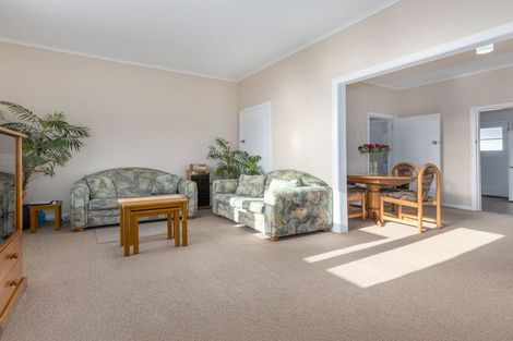 Photo of property in 40 George Street, Levin, 5510