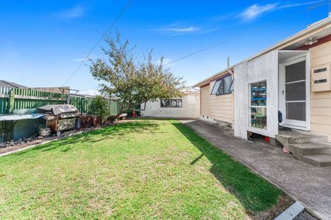 Photo of property in 5 Treviso Place, Clover Park, Auckland, 2023