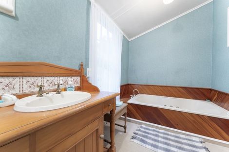 Photo of property in 149 Vivian Street, New Plymouth, 4310