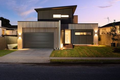 Photo of property in 98 Muricata Avenue, Mount Maunganui, 3116