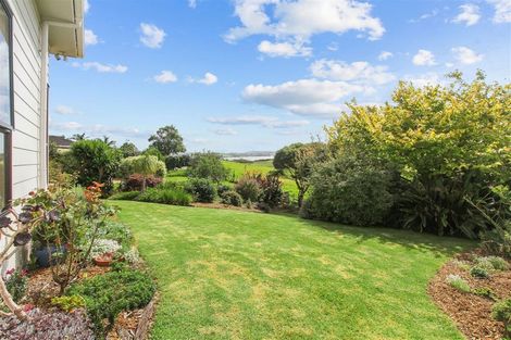 Photo of property in 48 Wharf Road, Clarks Beach, Pukekohe, 2679