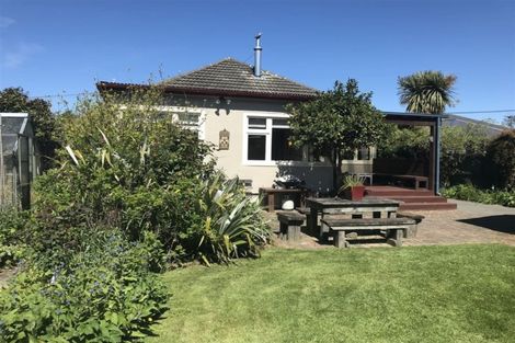 Photo of property in 22 Aldersley Street, Richmond, Christchurch, 8013