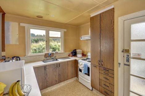 Photo of property in 99 Hocken Street, Kenmure, Dunedin, 9011