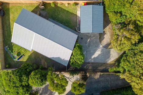 Photo of property in 65 Queens Road, Waikanae Beach, Waikanae, 5036