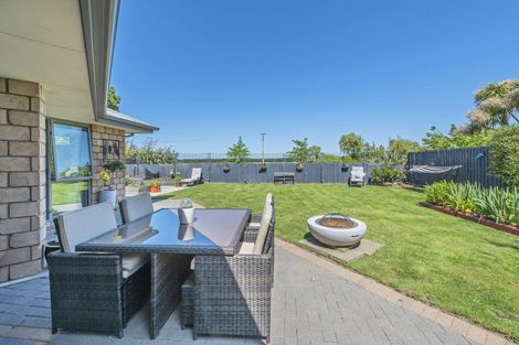 Photo of property in 18 Stanwood Grove, Darfield, 7510