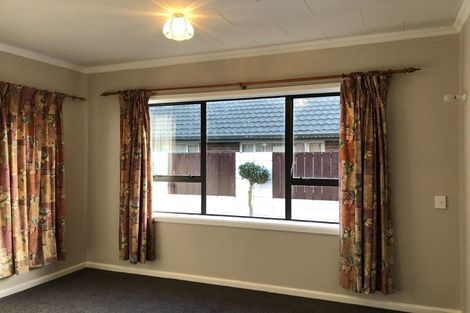 Photo of property in 126 Yaldhurst Road, Sockburn, Christchurch, 8042