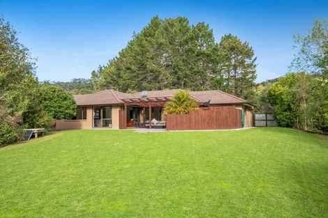 Photo of property in 42 Manuka Grove, Helensville, 0875