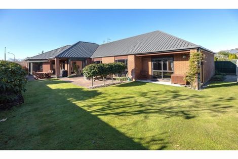 Photo of property in 22 Berkshire Drive, Avonhead, Christchurch, 8042