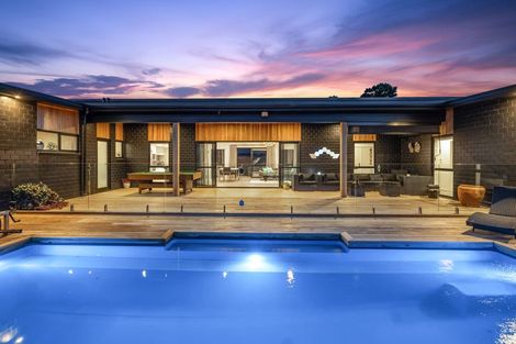 Photo of property in 23 William Gilbert Drive, Mangawhai, 0505