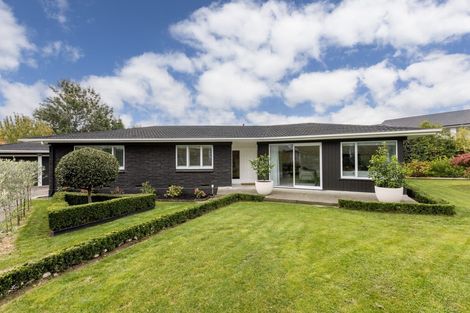 Photo of property in 42 Iona Road, Havelock North, 4130