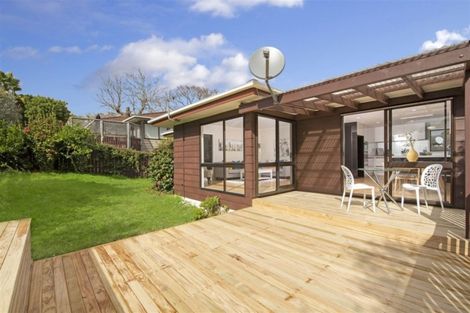 Photo of property in 1/6 Colum Place, Bucklands Beach, Auckland, 2014