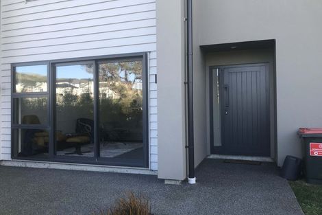 Photo of property in 52 Pateke Drive, Kenepuru, Porirua, 5022