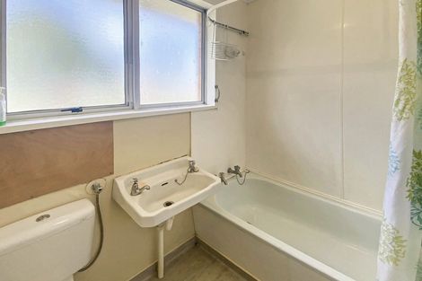 Photo of property in 63 Titoki Street, Castlecliff, Whanganui, 4501