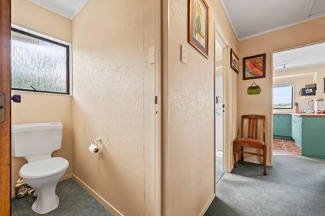 Photo of property in 14 Cliff Street, Pahi, Paparoa, 0571