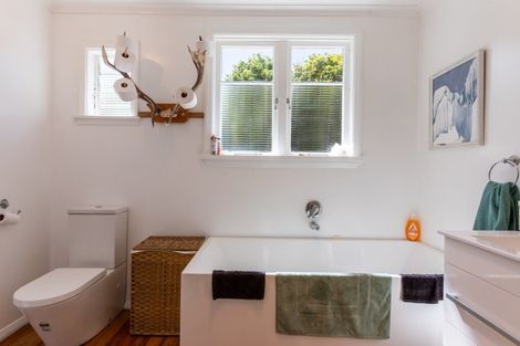 Photo of property in 3 King Street, Dannevirke, 4930