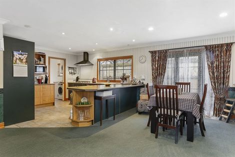 Photo of property in 147a Sturges Road, Henderson, Auckland, 0612