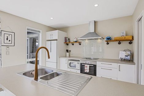 Photo of property in 12 Kawakawa Street, Pegasus, 7612