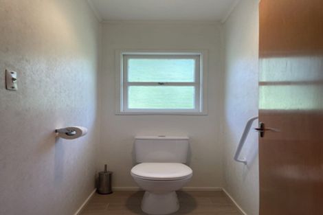 Photo of property in 52 Newhaven Terrace, Mairangi Bay, Auckland, 0630