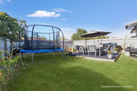 Photo of property in 12 Kentucky Crescent, Nawton, Hamilton, 3200