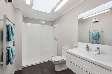 Photo of property in 2/379 Papanui Road, Strowan, Christchurch, 8052