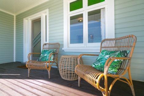 Photo of property in 6 Princes Street, Fitzroy, New Plymouth, 4312