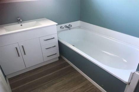 Photo of property in 633 Main North Road, Belfast, Christchurch, 8051