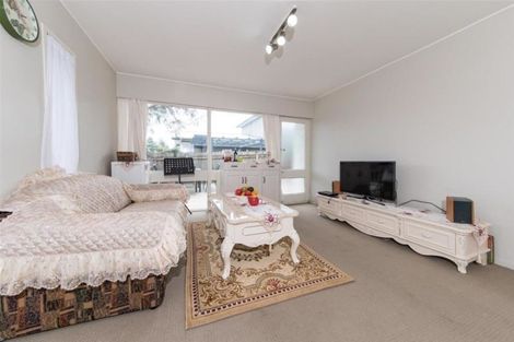 Photo of property in 1/322 Bucklands Beach Road, Bucklands Beach, Auckland, 2012