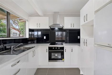 Photo of property in 7a Inverell Avenue, Wiri, Auckland, 2104