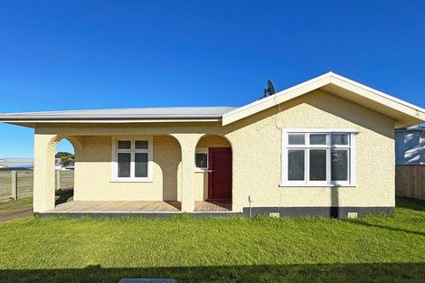 Photo of property in 23 Egmont Street, Castlecliff, Whanganui, 4501