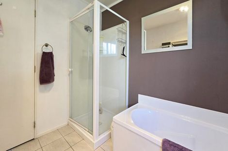 Photo of property in 8 Montague Way, Taradale, Napier, 4112