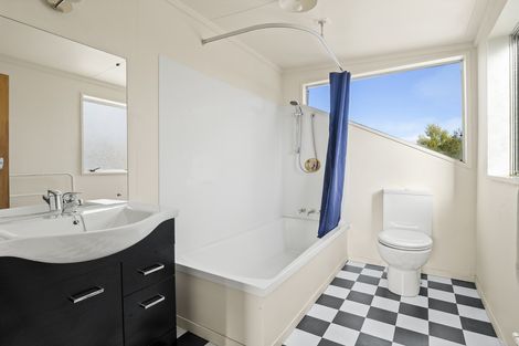 Photo of property in 34 Elm Row, Dunedin Central, Dunedin, 9016