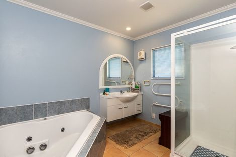 Photo of property in 76 Logan Avenue, Wharewaka, Taupo, 3330