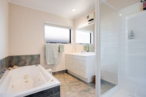 Photo of property in 205 Auckland Road, Greenmeadows, Napier, 4112