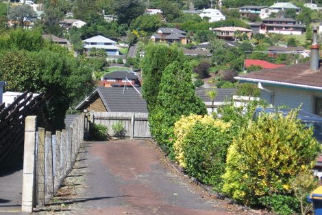 Photo of property in 1/11 Phillipa Place, Browns Bay, Auckland, 0630