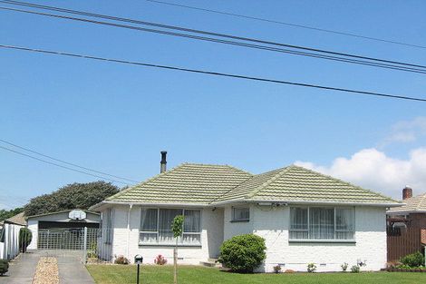 Photo of property in 35 Tomrich Street, Aranui, Christchurch, 8061