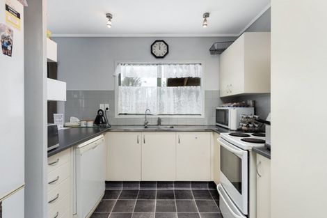 Photo of property in 8a Windsor Road, Bellevue, Tauranga, 3110