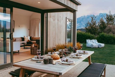 Photo of property in 54 Falconer Rise, Jacks Point, Queenstown, 9371