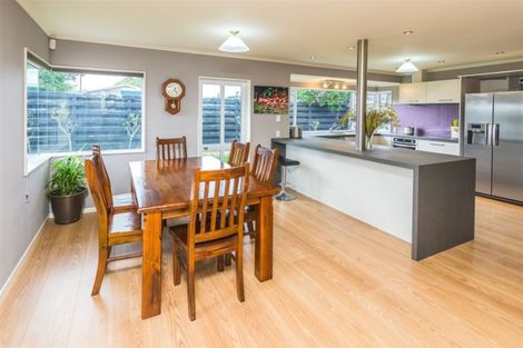 Photo of property in 6 Hampton Place, Springvale, Whanganui, 4501