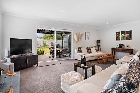 Photo of property in 50 Brooklyn Road, Carterton, 5713