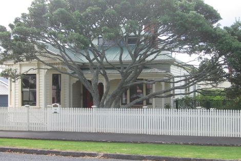 Photo of property in 14 Abbotsford Terrace, Devonport, Auckland, 0624