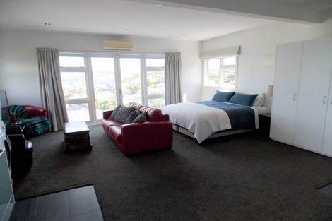 Photo of property in 1a Clive Road, Khandallah, Wellington, 6035