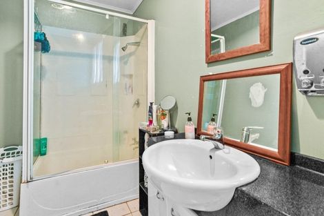 Photo of property in 25 Cramond Drive, Mangere East, Auckland, 2024