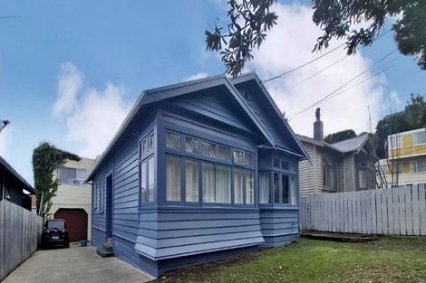 Photo of property in 4 Rotherham Terrace, Miramar, Wellington, 6022