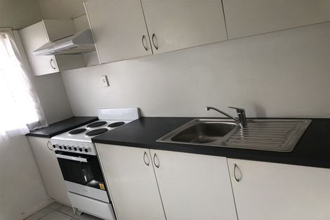 Photo of property in 3/45 Blockhouse Bay Road, Avondale, Auckland, 1026