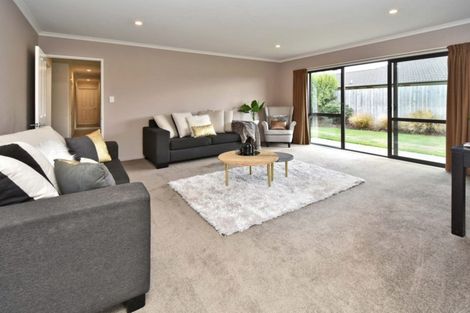 Photo of property in 2 Kandinsky Close, Rolleston, 7614