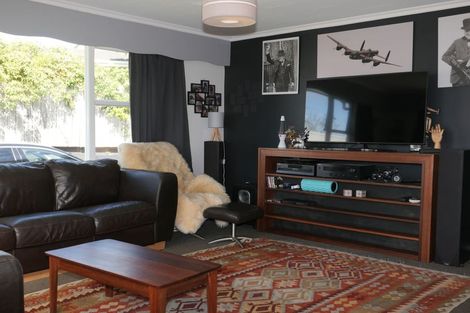 Photo of property in 9b Martin Road, Paraparaumu Beach, Paraparaumu, 5032