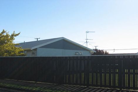 Photo of property in 1 Diamond Street, Carterton, 5713