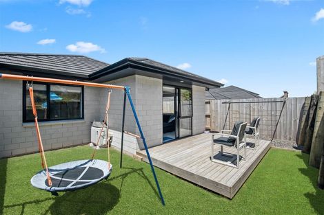 Photo of property in 11 Paiaka Place, Rototuna North, Hamilton, 3210